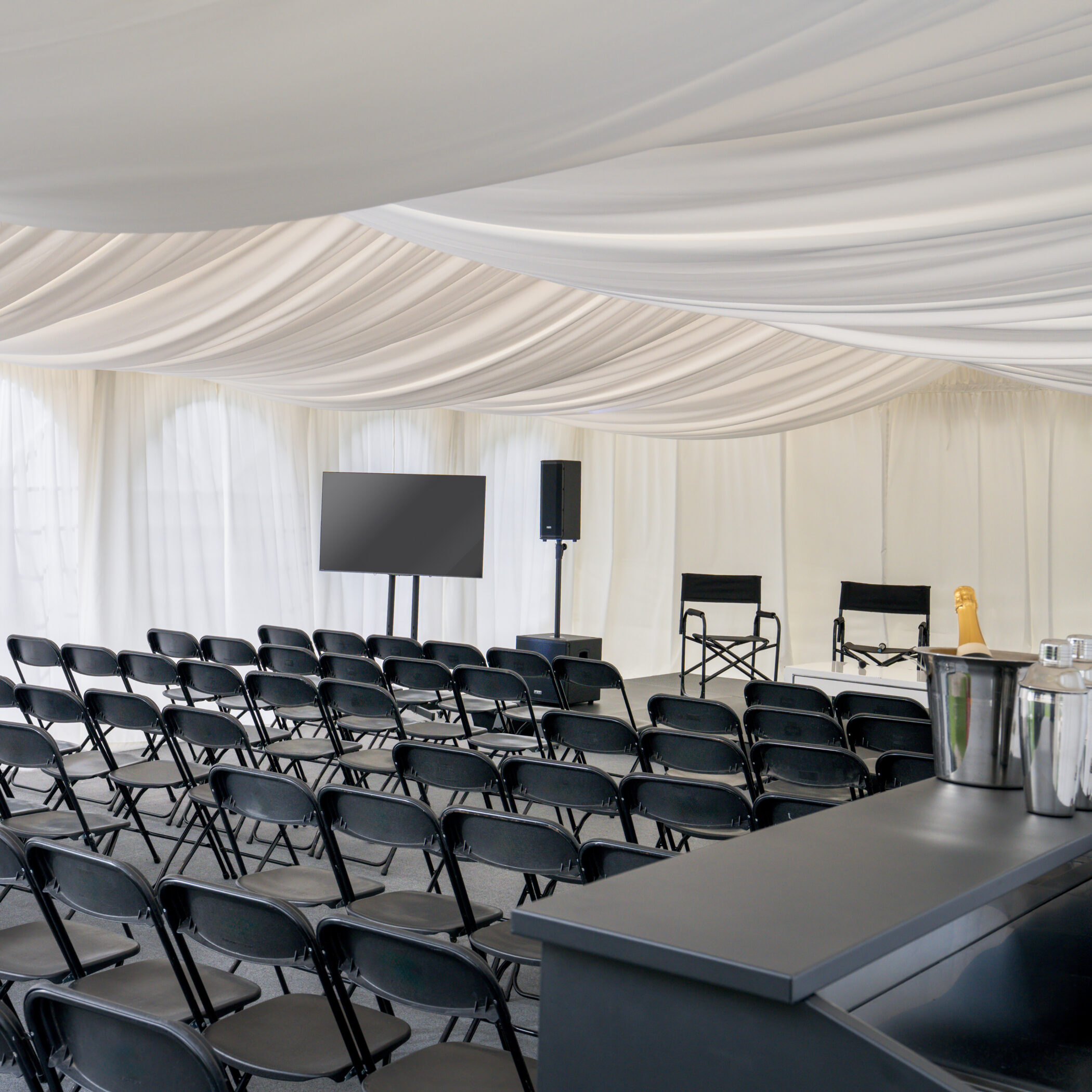 Marquee - 8m x 12m with 2.6m sides - Image 4